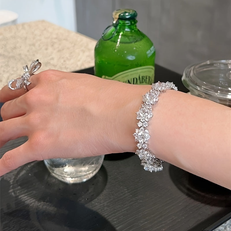 925 Silver Exquisite Shining Crystal Zirconia Sunflower 925 Silver Exquisite Shining Crystal Zirconia Sunflower Bracelet Women's Fashion Wedding Dinner Jewelry Gift Sunflower Bracelet Women's Fashion Wedding Dinner Jewelry Gi