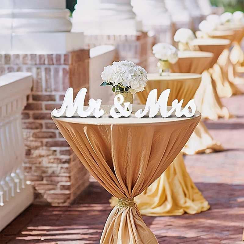 [Romantic Charm] Elegant White Wooden Mr & Mrs Wedding Signs - Tabletop Decoration with Stylish Lettering for Party, Dinner, or Home Wall Display, Perfect for Wedding Celebrations, Wedding Table Decor | Elegant Wedding Signs